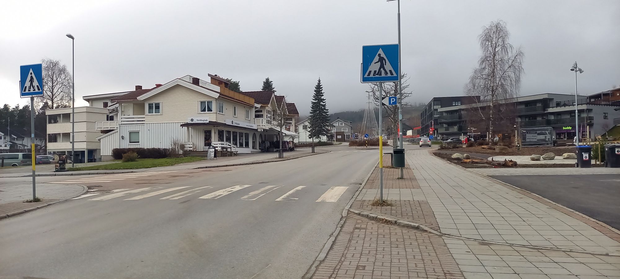Bilete av Gol sentrum