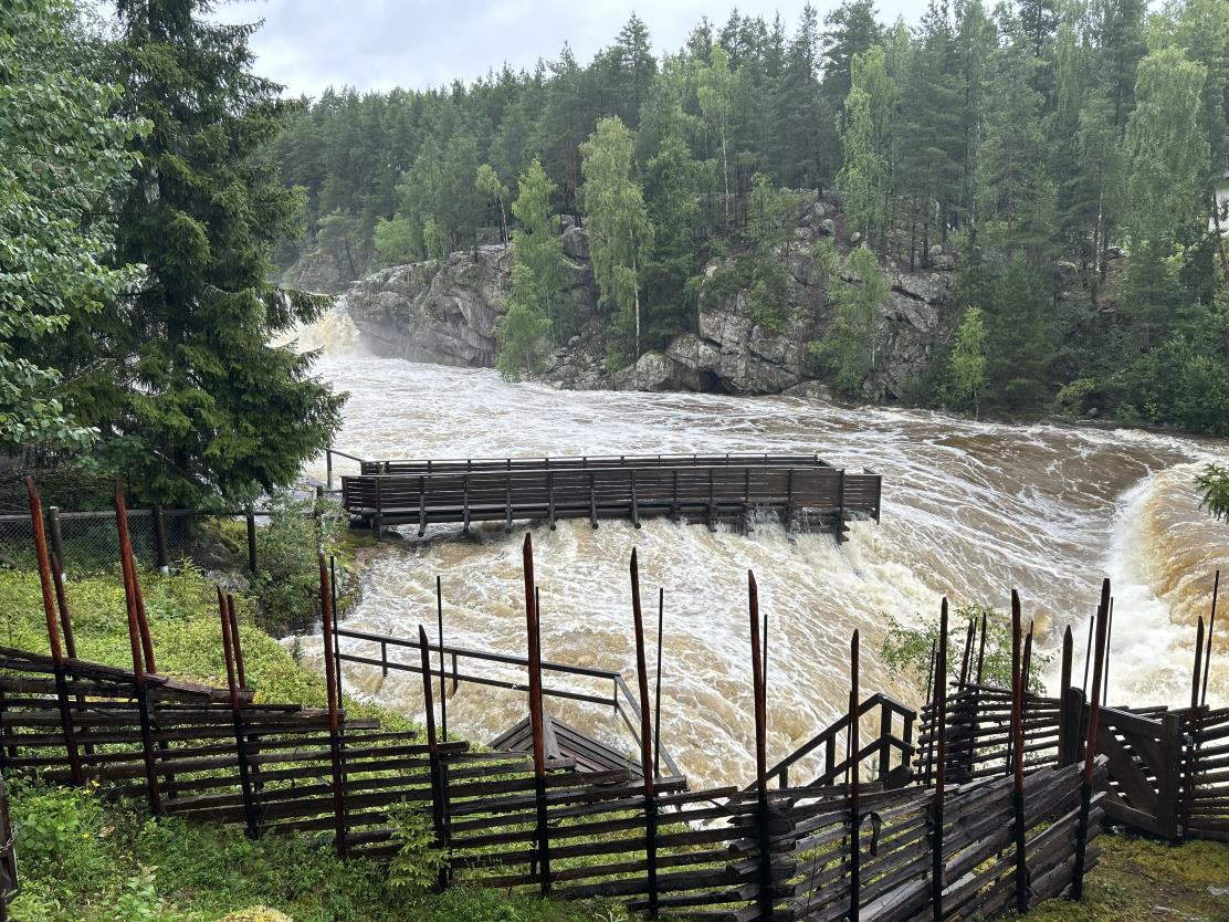 Bilde er av Hemsil ved Myklefossen kraftstasjon 08.08.23 kl. 18:00. Foto: S. Eide